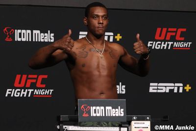 UFC Fight Night 201 results: Jamahal Hill sleeps Johnny Walker with first-round KO