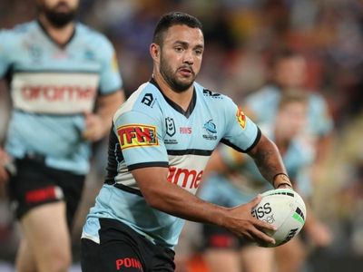 Geyer impresses as Penrith smash Sharks