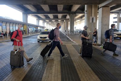 Israel to allow in all tourists regardless of COVID vaccination status