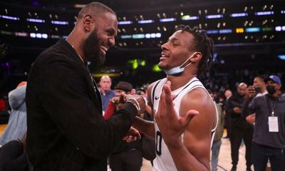 LeBron James determined to play in NBA with son and is open to Cavaliers return