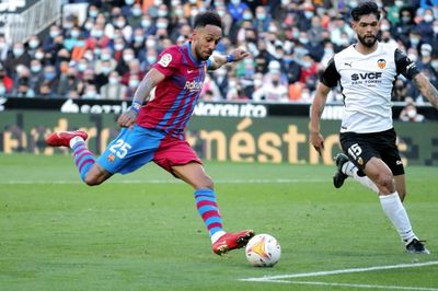 Aubameyang double fires Barca past Valencia, Sevilla slip up again