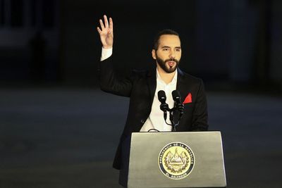 Bukele to propose granting Salvadoran citizenship to foreign investors