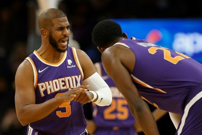 Suns' Paul out for 6-8 weeks with broken thumb