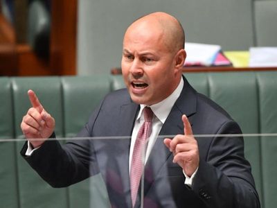 Treasurer uses WeChat for campaign ads