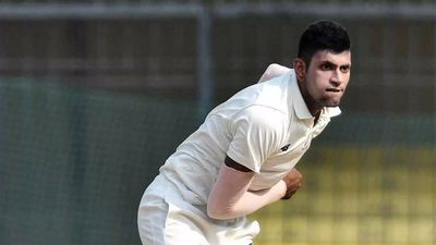 UP batters hang in, defy Vidarbha outright win