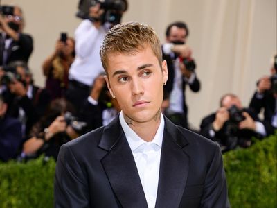 Justin Bieber postpones world tour show after testing positive for Covid-19 - OLD