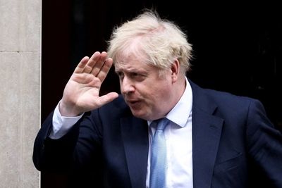 Boris Johnson news - live: PM told to quit if he broke law as election watchdog warns of government power grab