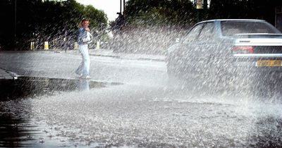 Drivers warned of facing hefty fine for splashing pedestrians with puddles