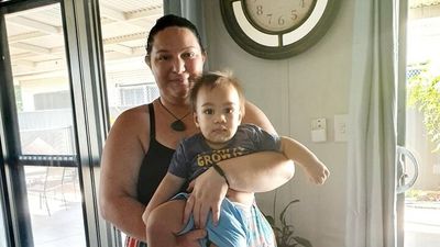Mother who turned to social media for breastmilk 'overwhelmed' by response
