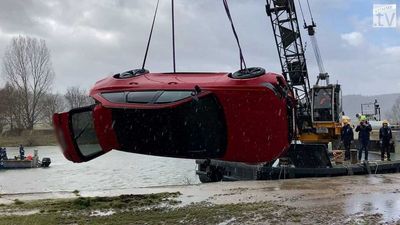 Audi RS6 Avant C8 Sleeps With The Fishes After Driver Error