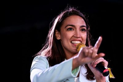 AOC’s first class flight divides the internet