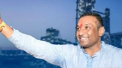 Pall of gloom descends on Nellore following sudden death of Andhra Pradesh minister Mekapati Goutham Reddy