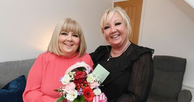 Lanarkshire sisters mark 40th anniversary of kidney transplant with 'Say it With Flowers' award