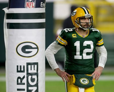 PFF’s Mock Draft sets QB trade prices quite high