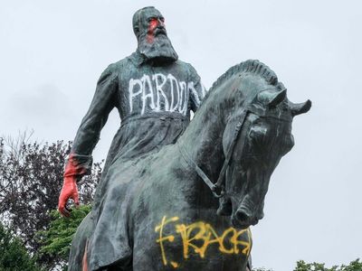 Brussels statue of colonial king could be melted and made into memorial for Congo victims, says report