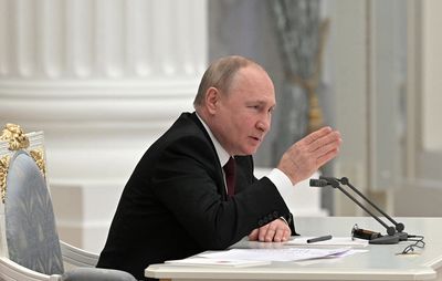Russia to decide on recognising Ukraine's breakaway regions on Monday - Putin