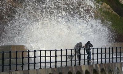 Naming storms has been success, say UK meteorologists