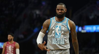 LeBron James reacts to making game-winning shot in Cleveland