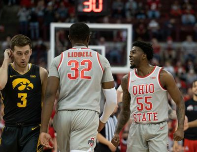 Ohio State drops just one spot in Ferris Mowers Coaches Poll