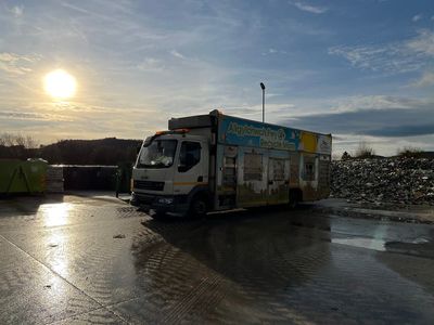 The roads are paved with nappies in Llanarth