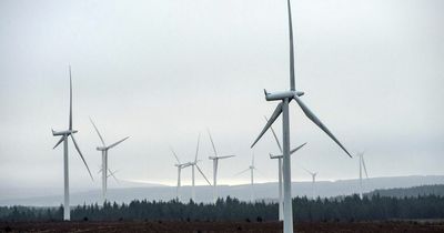 Scottish Government urged to increase onshore wind power