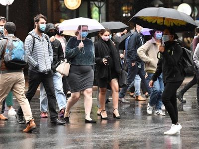 Qld to ditch mask mandates, density limits