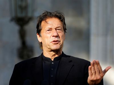 Pakistan's Khan wants TV debate with Indian counterpart to resolve issues