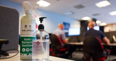 Top office gripes revealed as 'living with Covid' plan unfolds - like smelly food