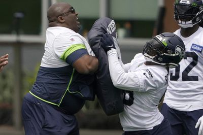 Seahawks should expect more 3-4 fronts under new DC Clint Hurtt