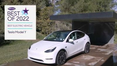 Tesla Model Y: Cars.com's “Best Electric Vehicle of 2022” Winner