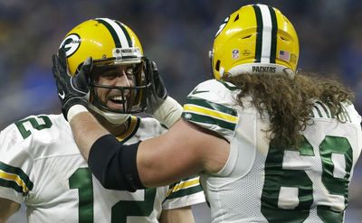 Packers OT David Bakhtiari may have reacted to Aaron Rodgers’ lengthy Instagram post with a meme