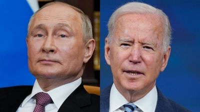 The Loop: US slaps sanctions on Russian oligarchs, floods on east coast, and a huge new (flying) dinosaur