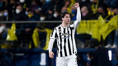 Watch: Juventus's Vlahović Scores 32 Seconds Into His Champions League Debut