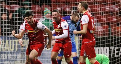 Cliftonville 1 Warrenpoint Town 0: Luke Turner fires Reds to within a point of league leaders