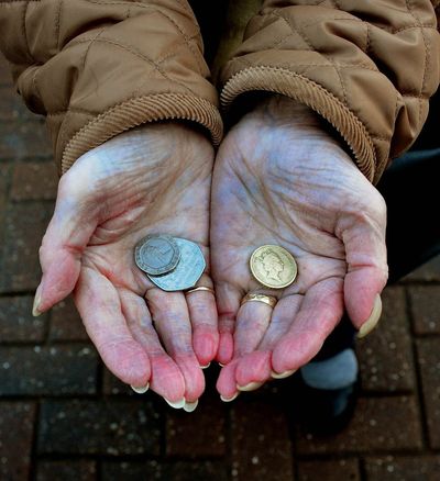 Retirement ‘guidance gap’ risks causing financial harm, think tank warns