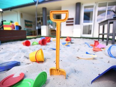 Cheaper or free kindy for more Qld kids