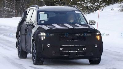 2023 Kia Telluride Facelift Spied Showing Redesigned Headlights
