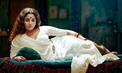 Gangubai Kathiawadi review – Bollywood take on the mafia queen of the Mumbai underworld