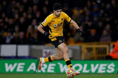 Arsenal boss Arteta glad to see Jimenez back after skull fracture