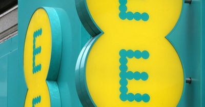 EE warns customers over monthly increases on their phone bills