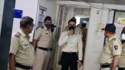 Sameer Wankhede records statement with Thane police, refuses to speak on Nawab Malik's arrest