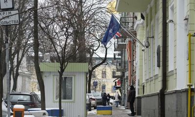 What steps should Britain take to avert war in Ukraine?