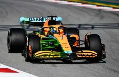 Lando Norris quickest on day one of F1 2022 testing as big guns enjoy comfortable first outing