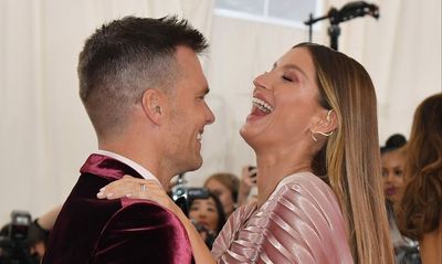 Tom Brady posts hilarious response to a video of Gisele in self-defense class