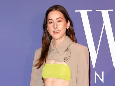 Alana Haim calls out orthodontists over unsolicited messages about teeth: ‘I’m very proud of my snaggletooth’