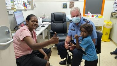 Concern grows over low Indigenous vaccination rates ahead of WA border opening
