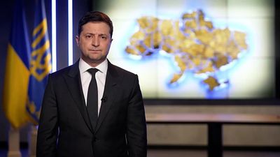 Ukraine president says tens of thousands could die as he vows country will defend itself against Russia
