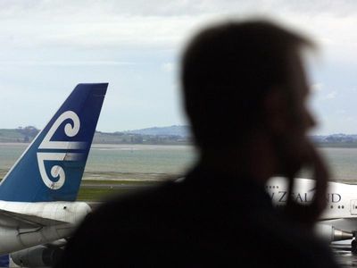 NZ rethinking self-isolation border plan