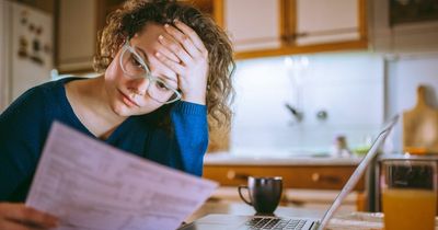 DWP Universal Credit warning as people report being 'approached'