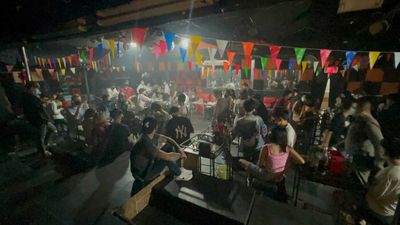 Police raid 2 Pattaya pubs open after hours